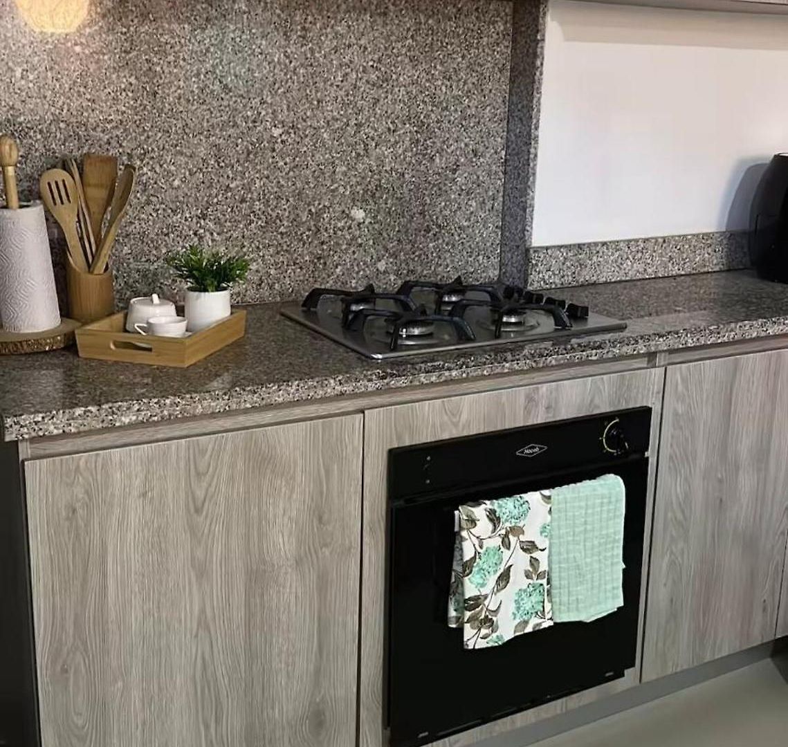 Hermoso Moderno Con Vista Al Mar Apartamento *