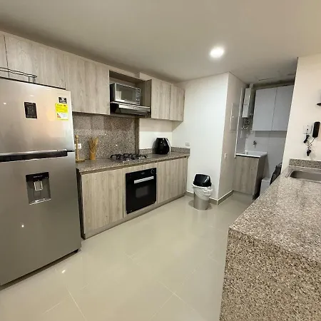 Hermoso Moderno Con Vista Al Mar Apartamento *