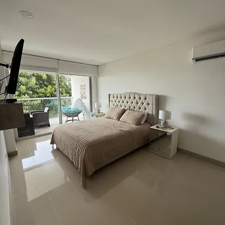 Hermoso Moderno Con Vista Al Mar Apartamento *