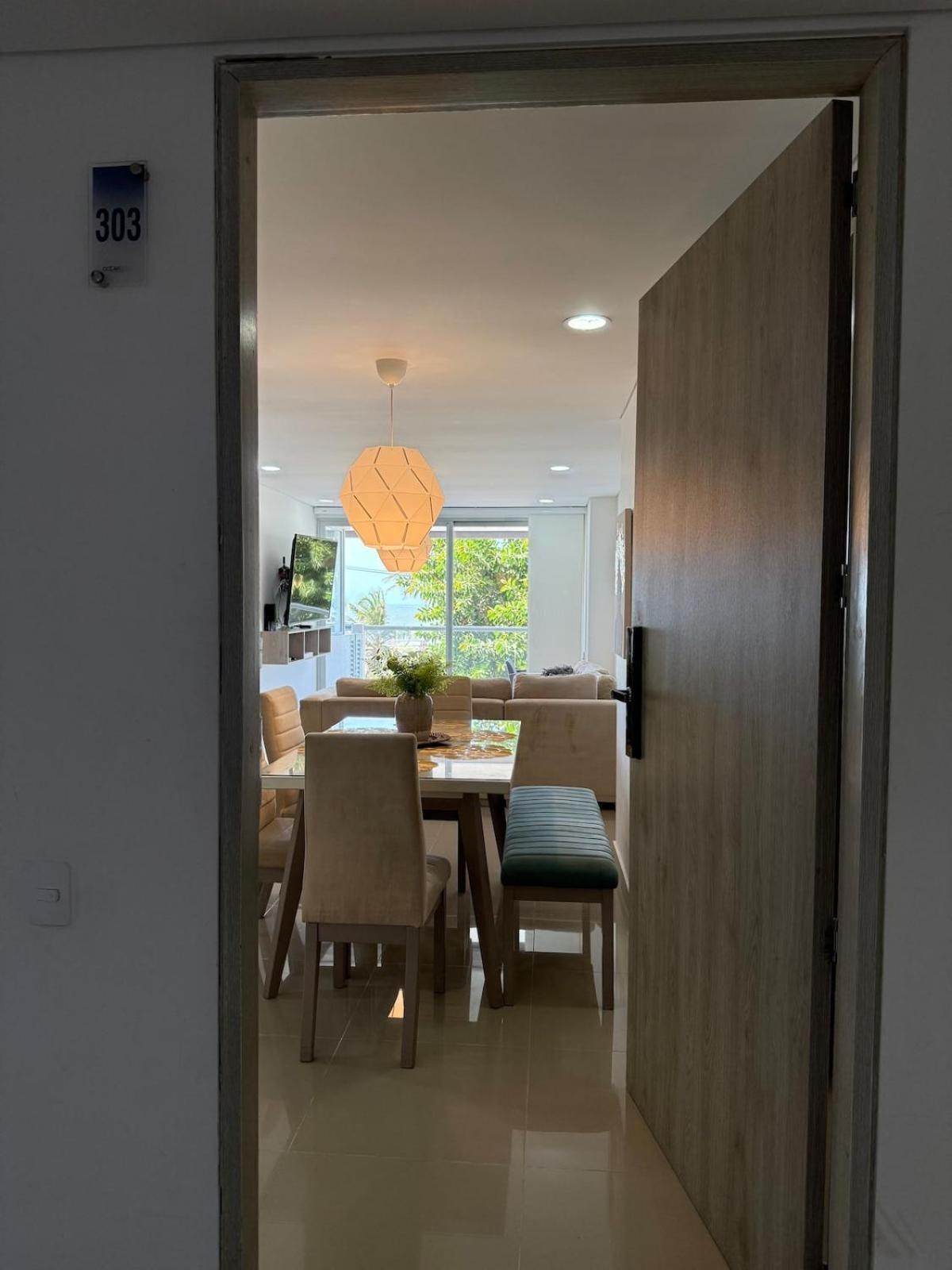 Hermoso Moderno Con Vista Al Mar